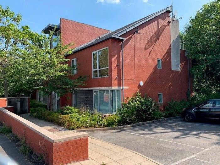 2 Bedroom Flat To Rent In Ladybridge Road, Cheadle Hulme, Cheadle, SK8