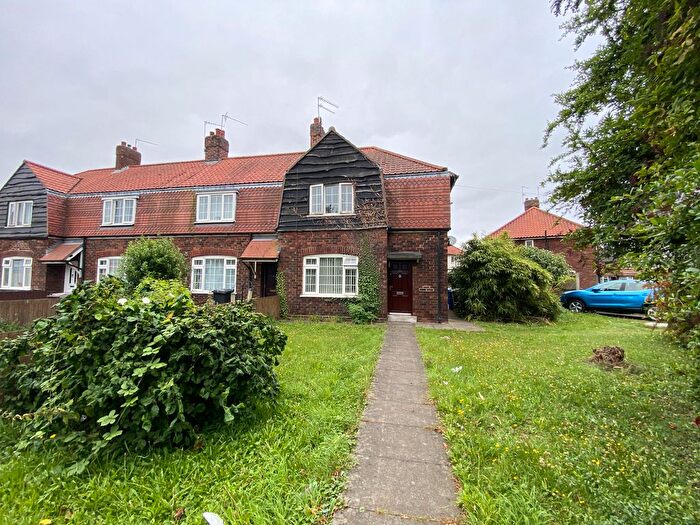 3 Bedroom End Of Terrace House To Rent In Ellerburn Avenue, Kingston Upon Hull, HU6