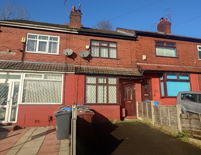 2 Bedroom Terraced House For Sale In Block Lane, Oldham, Greater Manchester, OL9