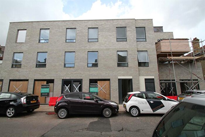 1 Bedroom Apartment To Rent In Romford Road, London, E7