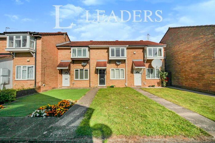 2 Bedroom Property To Rent In Coltsfoot Green, Luton, LU4