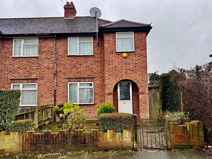 3 Bedroom End Terrace House For Sale In Ruislip Road, Greenford, UB6