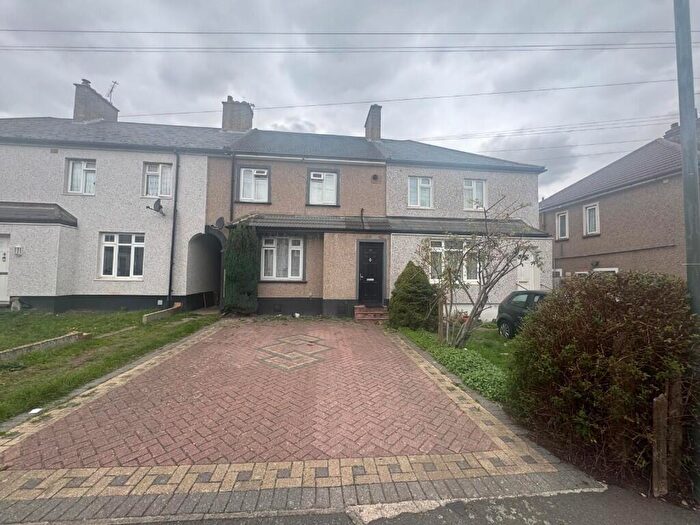 3 Bedroom Terraced House For Sale In Emes Road, Erith, Kent, DA8