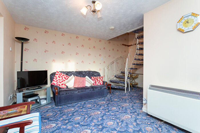 2 Bedroom Semi-Detached House For Sale In Martinfield, Fulwood, PR2