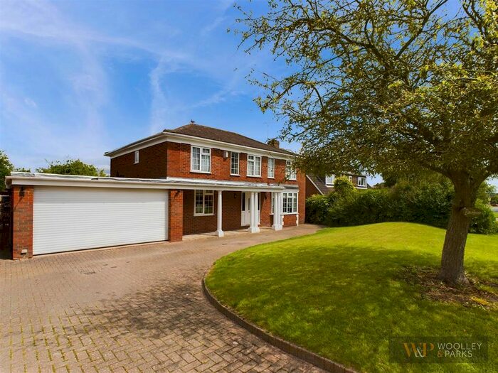 4 Bedroom Detached House For Sale In Southside, Kilham, Driffield, YO25