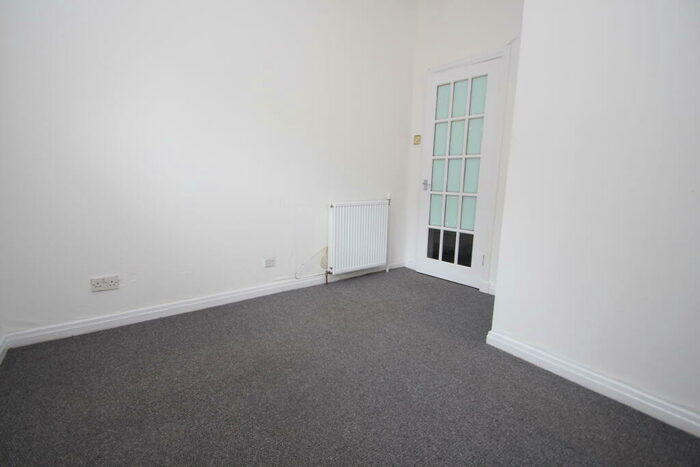1 Bedroom Flat To Rent In Laverockhall Street, Springburn, G21