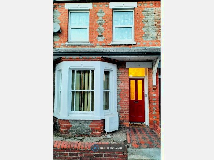 3 Bedroom Terraced House To Rent In Audley Street, Reading, RG30