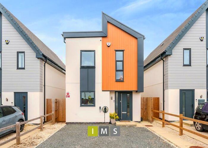 2 Bedroom Detached House To Rent In Friend Way, Bicester, OX25