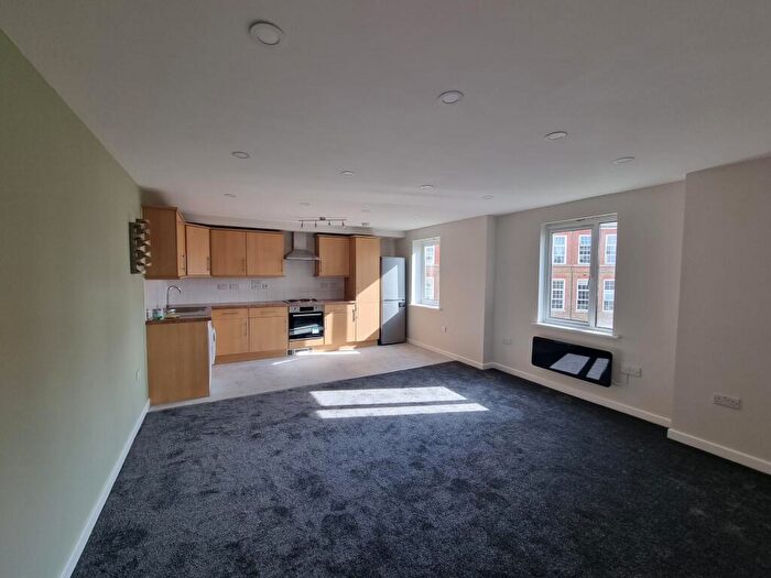 2 Bedroom Apartment To Rent In Enfield Road, London, N1