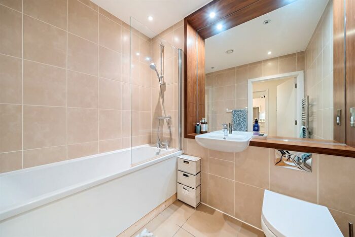 1 Bedroom Flat For Sale In Hatton Road, Wembley, HA0