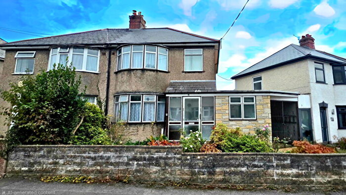 3 Bedroom Semi-Detached House For Sale In Wayfield Crescent, Cwmbran, NP44