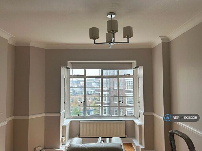 1 Bedroom Flat To Rent In Rossmore Court, London, NW1
