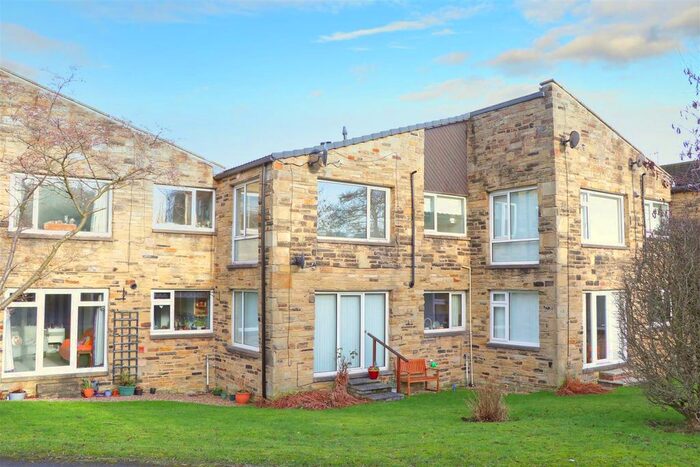 2 Bedroom Flat To Rent In St. Peters Way, Menston, Ilkley LS29