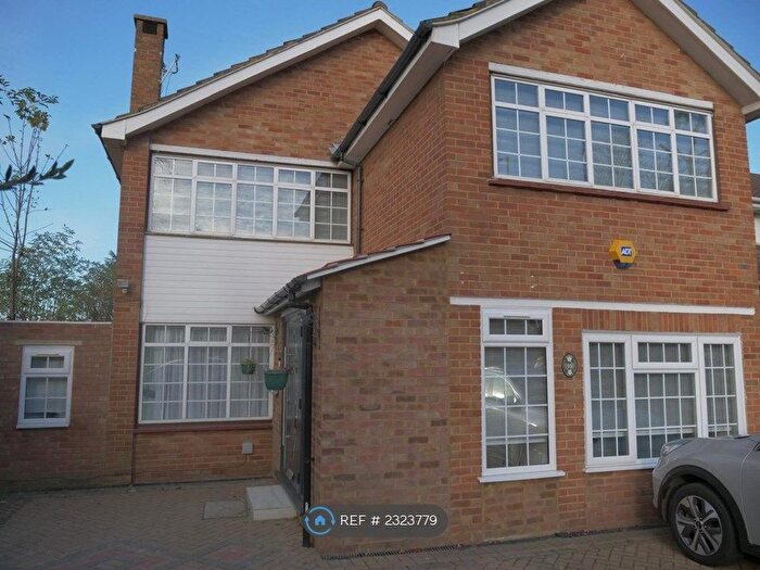 1 Bedroom Property To Rent In Staines Road East, Sunbury-On-Thames, TW16