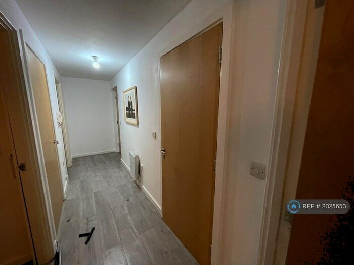 2 Bedroom Flat To Rent In Greyfriars Road, Coventry, CV1