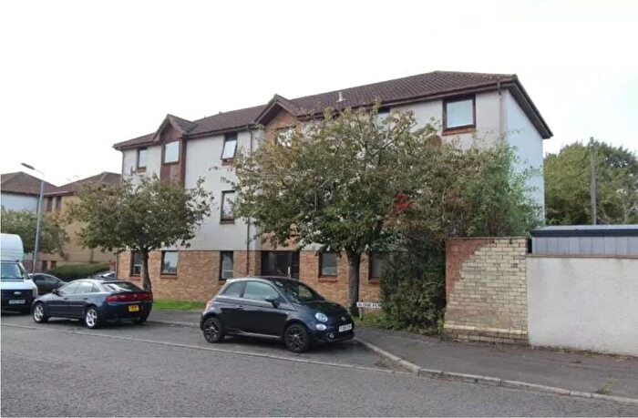 2 Bedroom Flat To Rent In Sloan Place, North Ayrshire, Ayrshire, KA12