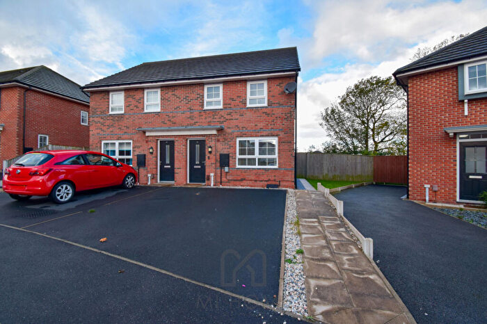 3 Bedroom Semi-Detached House For Sale In Wood Close, Kirkham, Preston, PR4