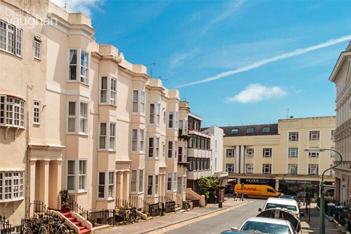 2 Bedroom Flat To Rent In Lansdowne Street, Hove, BN3