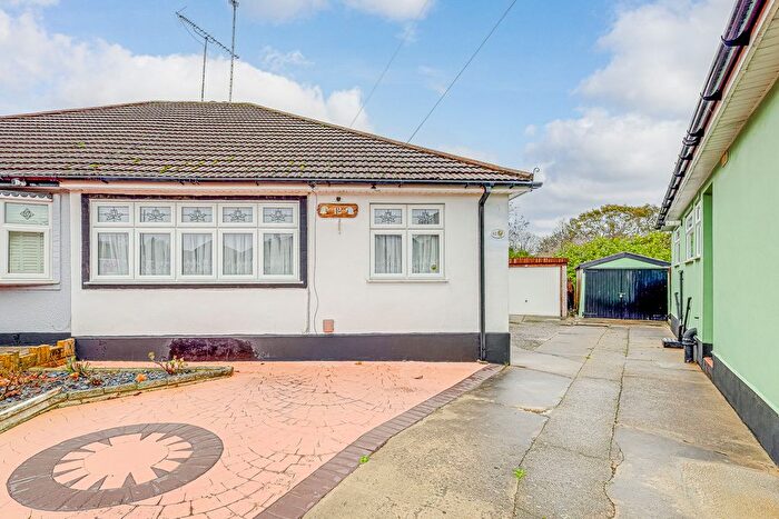 2 Bedroom Semi Detached Bungalow For Sale In Briarwood Close, Leigh-On-Sea, SS9