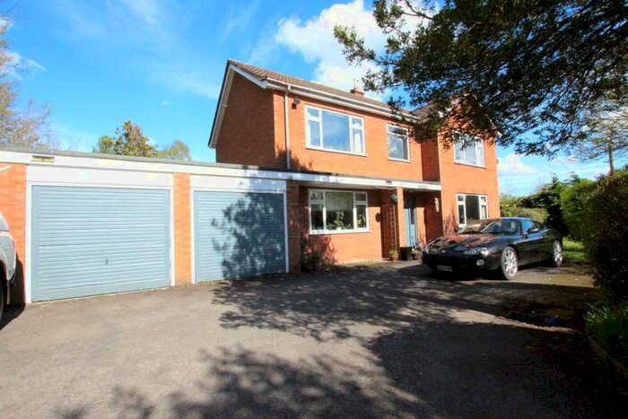 4 Bedroom Detached House To Rent In Tower Lodge, Linton Lane, Bromyard, HR7