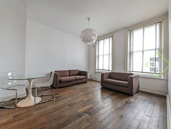 1 Bedroom Flat To Rent In Shoreditch High Street, London, E1