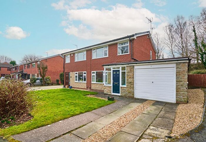 3 Bedroom Semi-Detached House For Sale In Millbank, Appley Bridge, Wigan, WN6