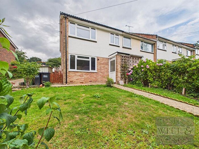 3 Bedroom End Of Terrace House For Sale In Stonehouse Drive, St. Leonards-On-Sea, TN38