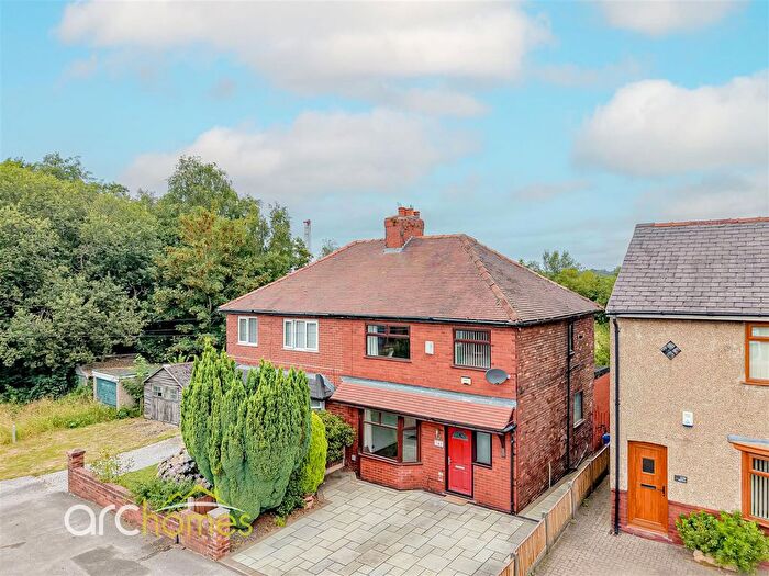3 Bedroom Semi-detached House For Sale In Wigan Road, Atherton, Manchester, M46
