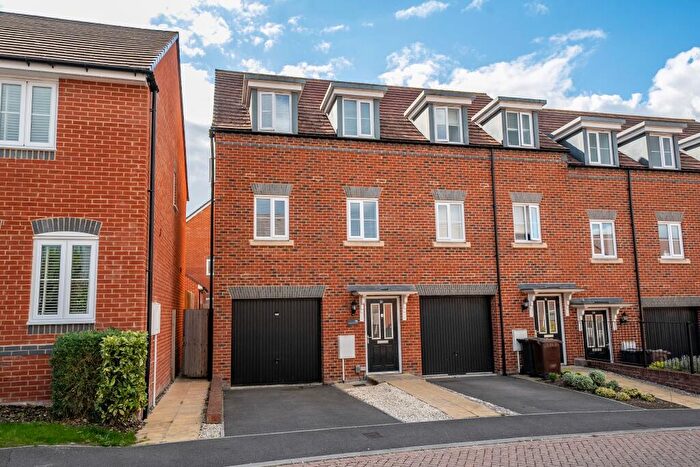 3 Bedroom End Of Terrace House For Sale In Heathcote Road, Picket Piece, SP11