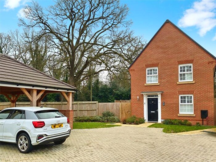 4 Bedroom Detached House For Sale In McLaren Place, Wokingham, Berkshire, RG40