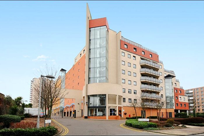 1 Bedroom Flat To Rent In Tradewinds Apartment, Wards Wharf Approach, Pontoon Dock, West Silvertown, London, E16