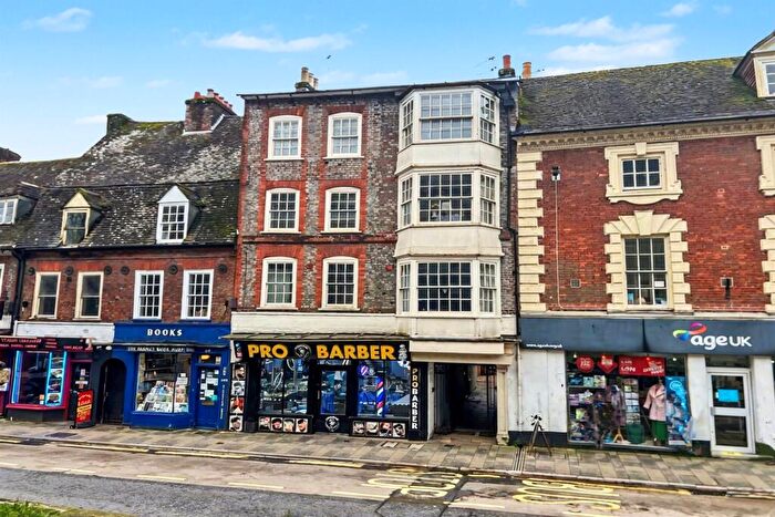 3 Bedroom Maisonette For Sale In Blandford Town Centre, DT11