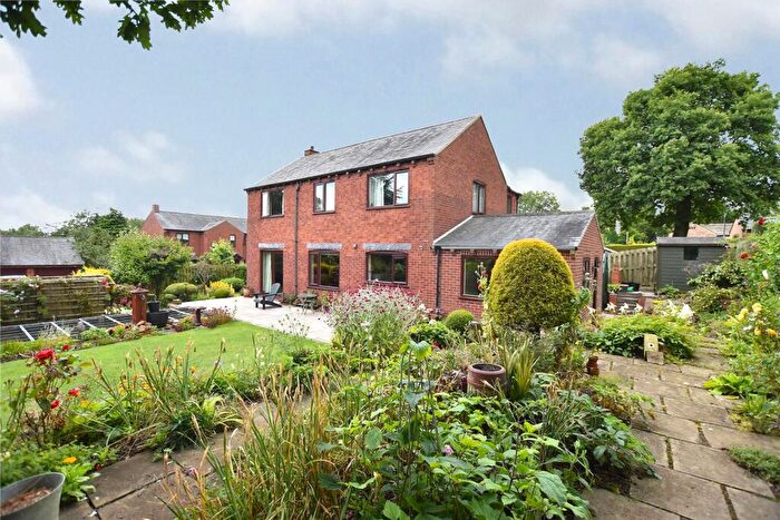 4 Bedroom Detached House For Sale In Village Gardens, Leeds, West Yorkshire, LS15