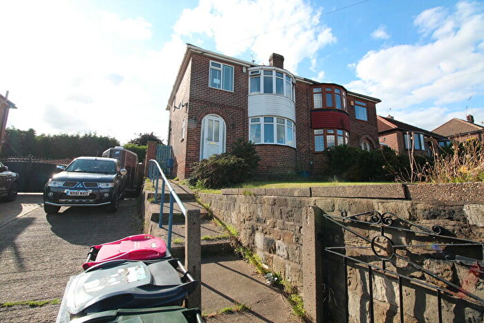 3 Bedroom Semi-Detached House To Rent In Fitzwilliam Street, S64