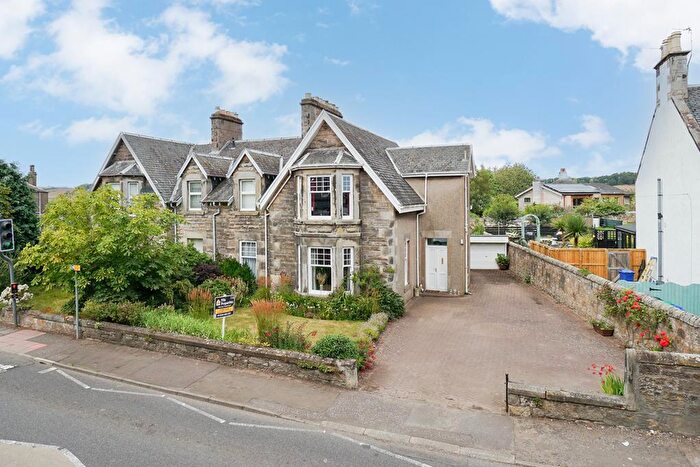 3 Bedroom Semi-Detached House For Sale In Leven Road, Lundin Links, KY8