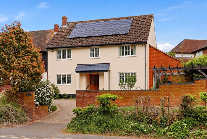 4 Bedroom Detached House For Sale In Ashdon Road, Saffron Walden, Essex, CB10