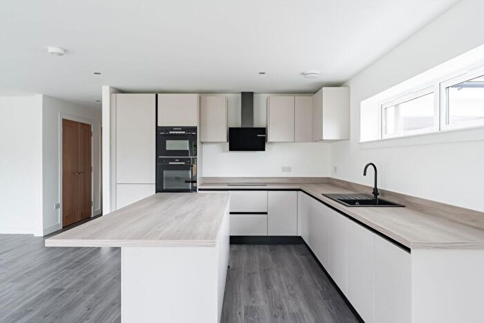 4 Bedroom Link Detached House For Sale In Kirkforthar, Kirkforthar Feus, KY7