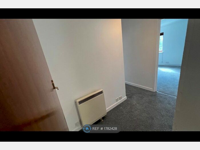 1 Bedroom Flat To Rent In Attlee Drive, Dartford, DA1