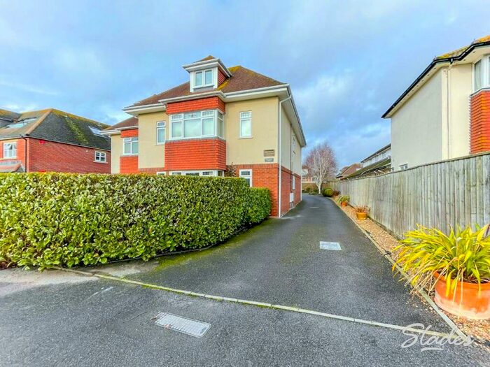 2 Bedroom Apartment To Rent In Westmede, Stuart Road, Highcliffe, BH23