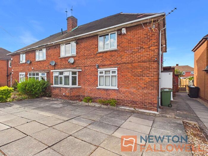 1 Bedroom Maisonette For Sale In Shackleton Road, Bloxwich, Walsall, WS3