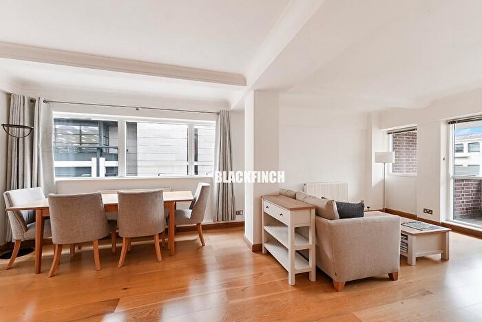 2 Bedroom Flat To Rent In Warwick Lane, London, EC4M