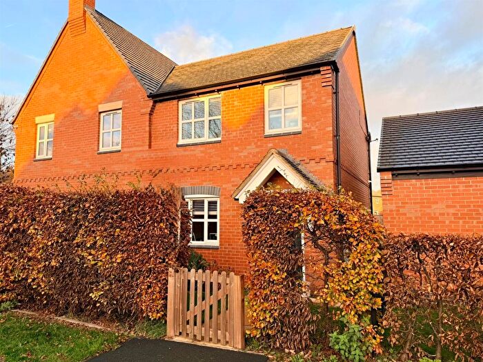 3 Bedroom Semi-Detached House For Sale In High Street, Fleckney, Leicester, LE8