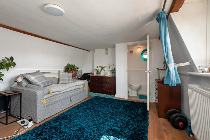 2 Bedroom Terraced House For Sale In Herne Bay Road, Whitstable, Kent, CT5