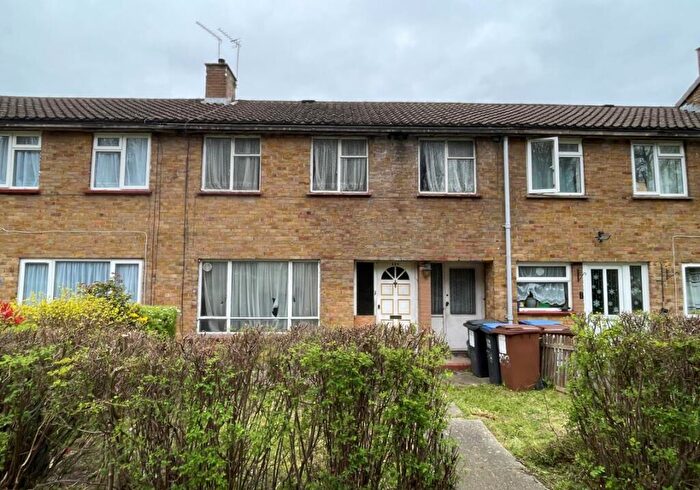 3 Bedroom Terraced House For Sale In Bishops Rise, Hatfield, Hertfordshire, AL10