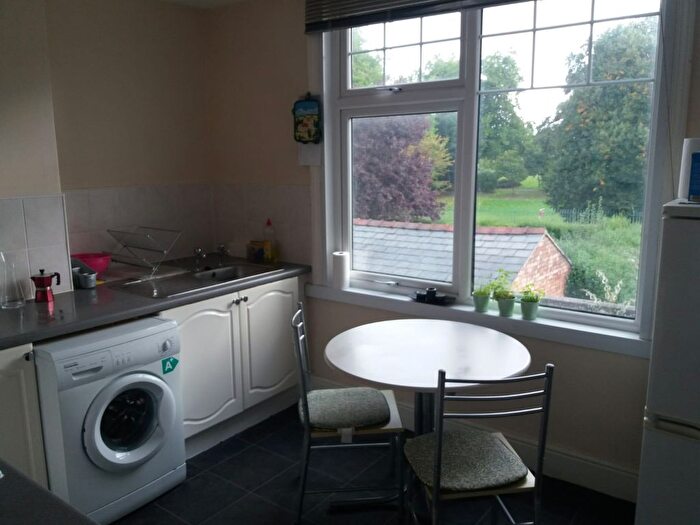 2 Bedroom Flat To Rent In Ashville Road, Birkenhead, Wirral, CH41