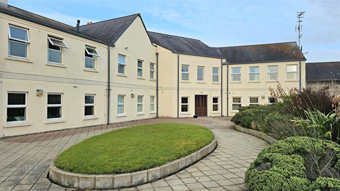 2 Bedroom Flat To Rent In Lancasterian Court, Carrickfergus, BT38