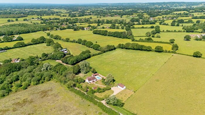 5 Bedroom Detached House For Sale In Green Hill Lane, Egerton, TN27