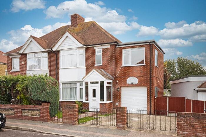 4 Bedroom Semi Detached House For Sale In Queens Gate Road, Ramsgate, CT11