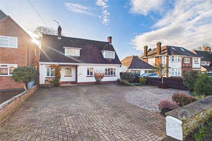 2 Bedroom Detached House For Sale In Gipsy Lane, Kettering, Northamptonshire, NN16