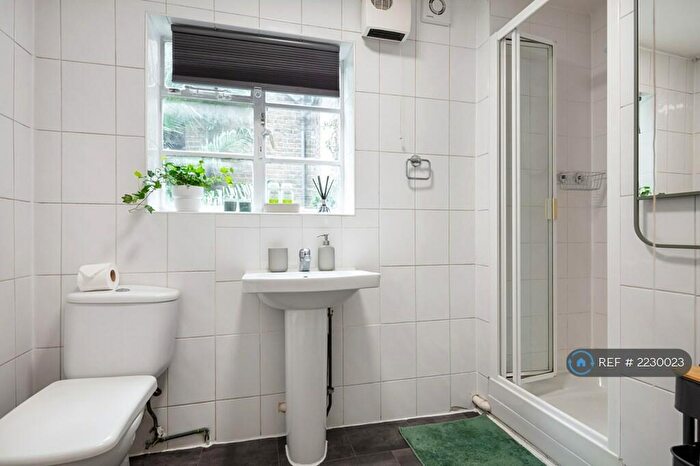 2 Bedroom Flat To Rent In London, London, SW10